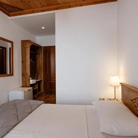 4 Gjirokastër